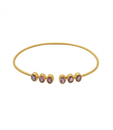 Pulsera en Plata con baño de oro y amatistas.